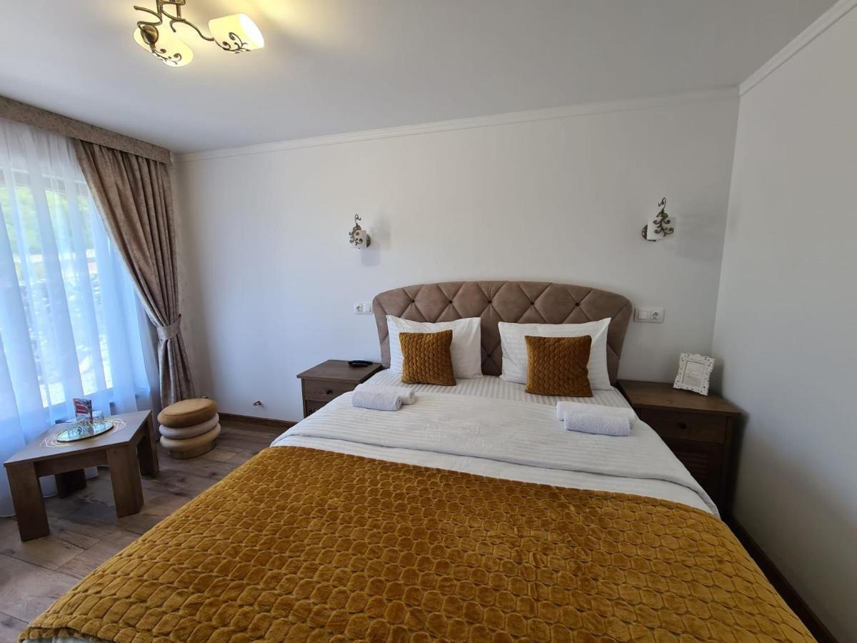 Bella Vista Bungalow Turda Bagian luar foto