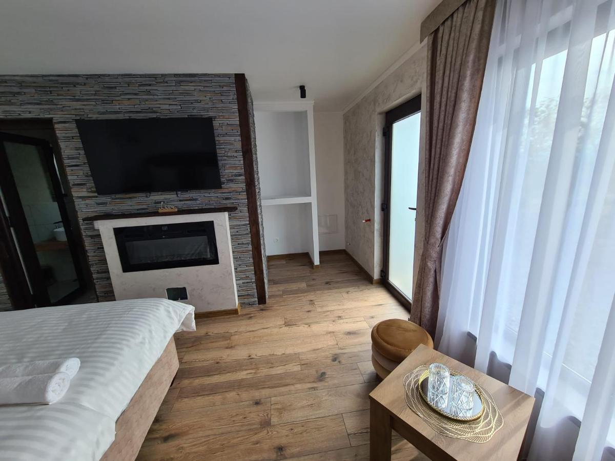 Bella Vista Bungalow Turda Bagian luar foto